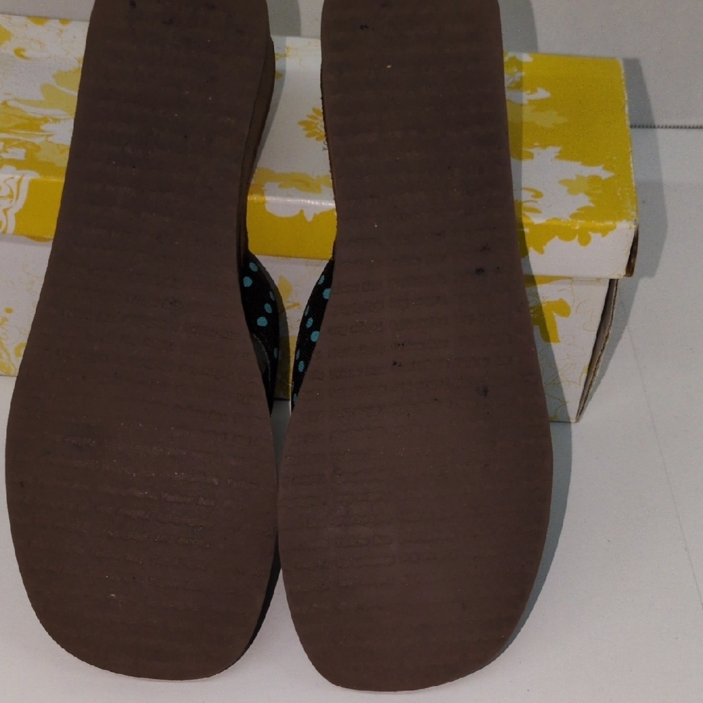 Yellow Box Black and Teal Polka Dot Sandals - Picture 7 of 14